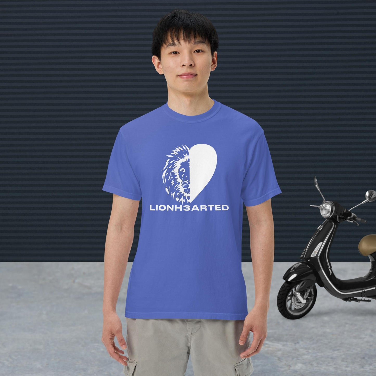 Unisex garment-dyed heavyweight t-shirt