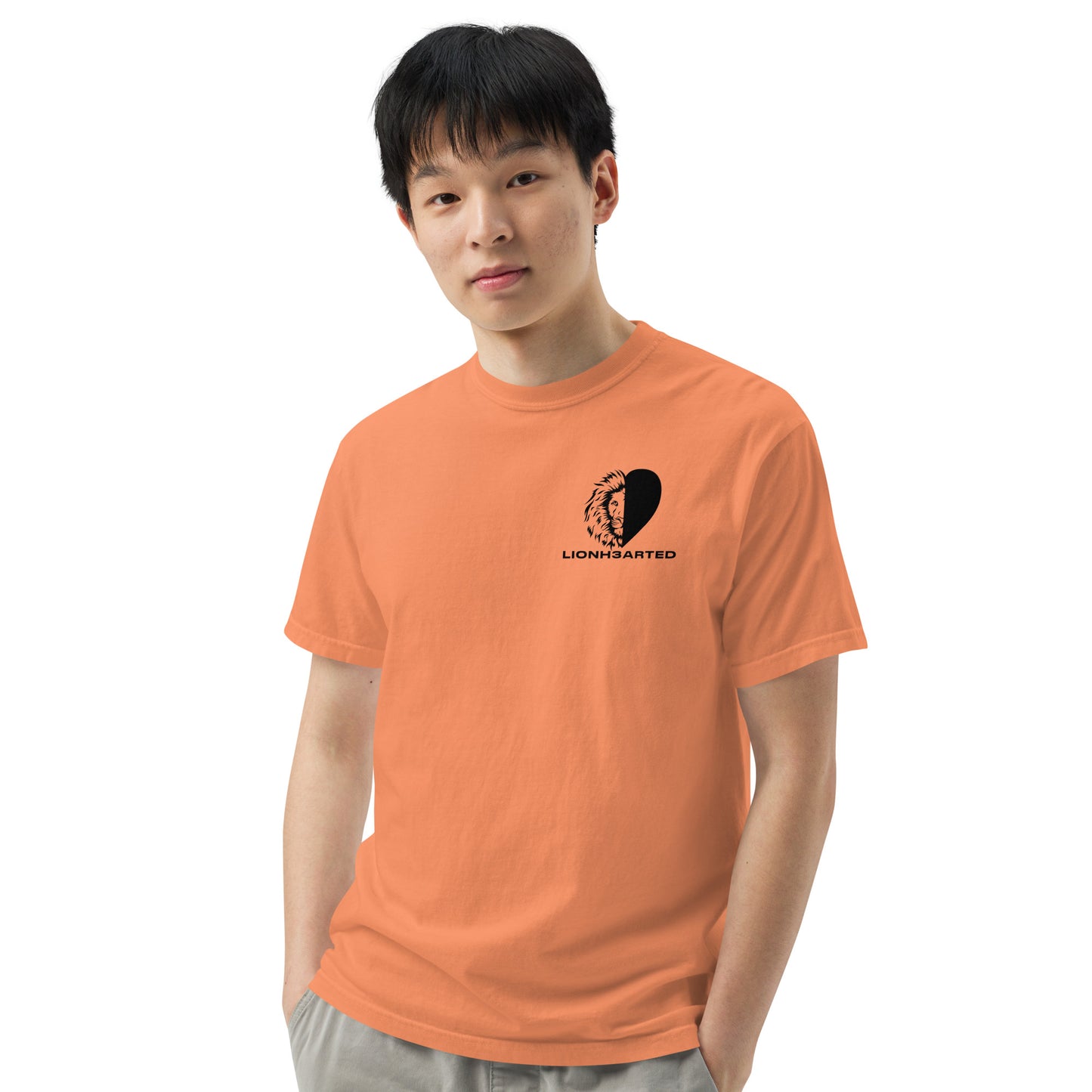 Unisex garment-dyed heavyweight t-shirt