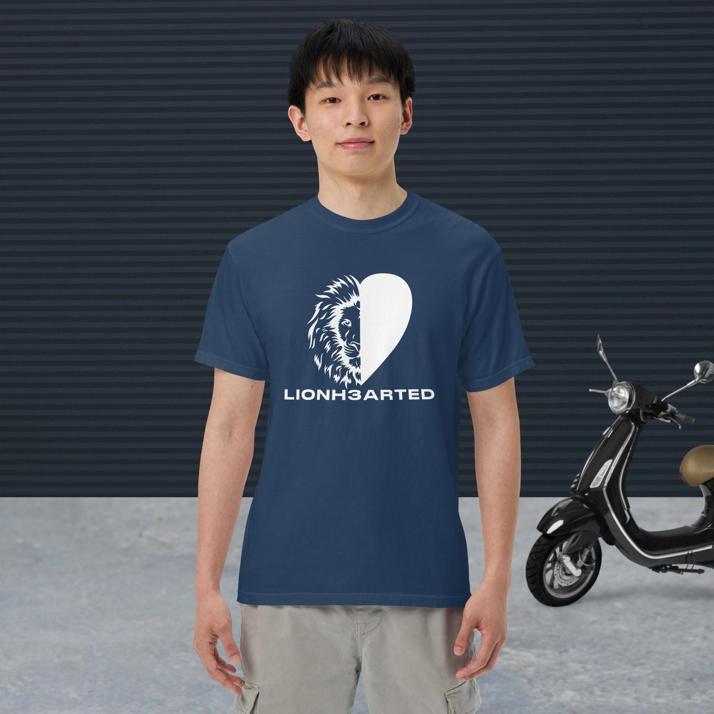 Unisex garment-dyed heavyweight t-shirt